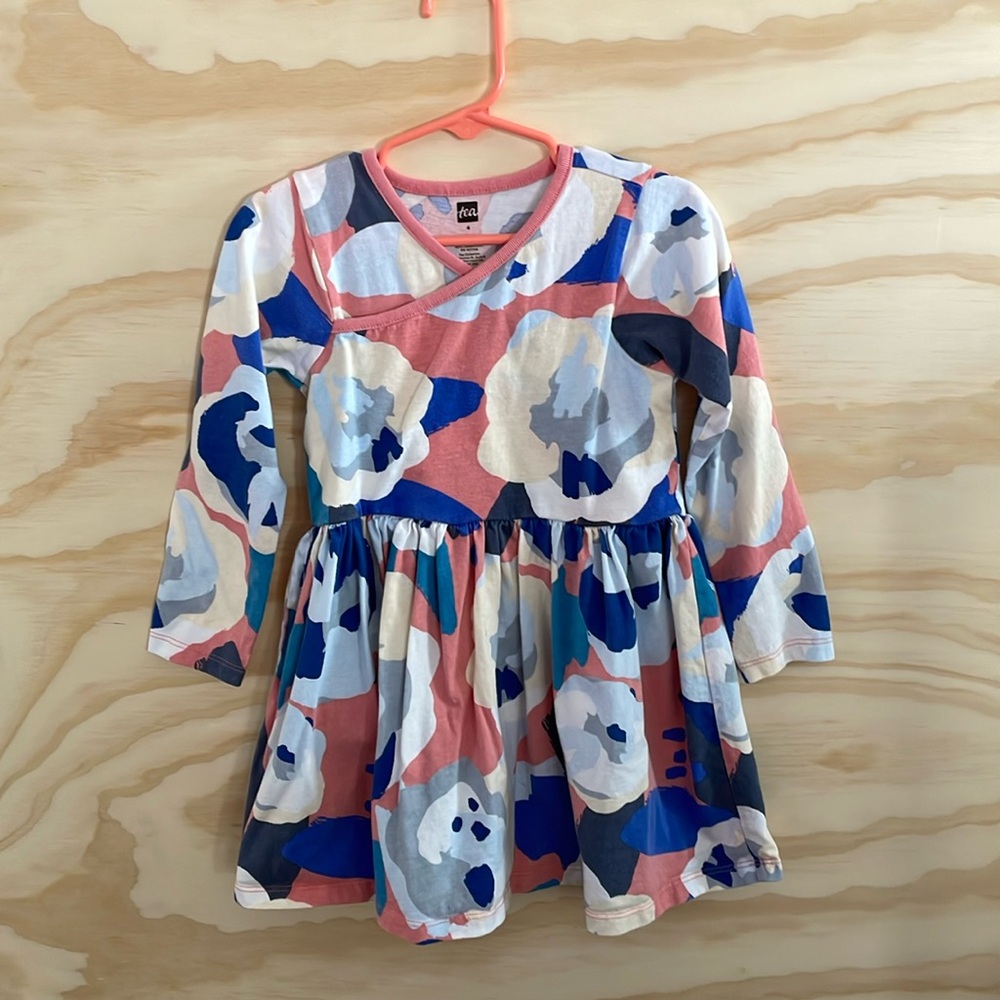 4T tea collection patterned dress.